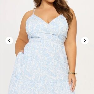 Fashion Nova Paisley Blue and White Dress